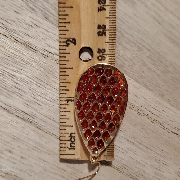 Red Aurora Borealis rhinestone Goldtone druzy earrings teardrop shaped - Picture 5 of 6